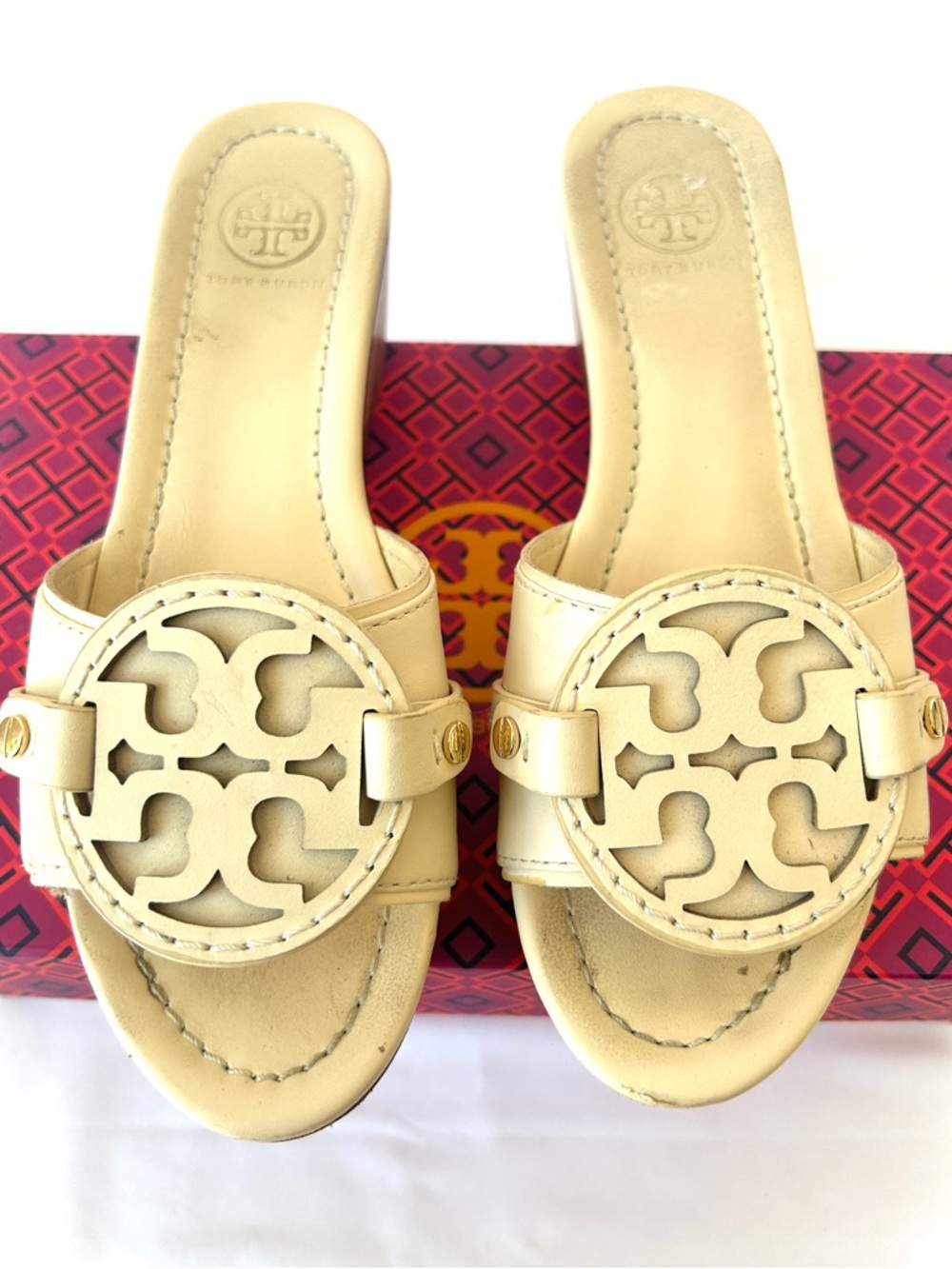Tory Burch Madalena Wedge Slide Sandals Size 6.5 Vanilla Cream
